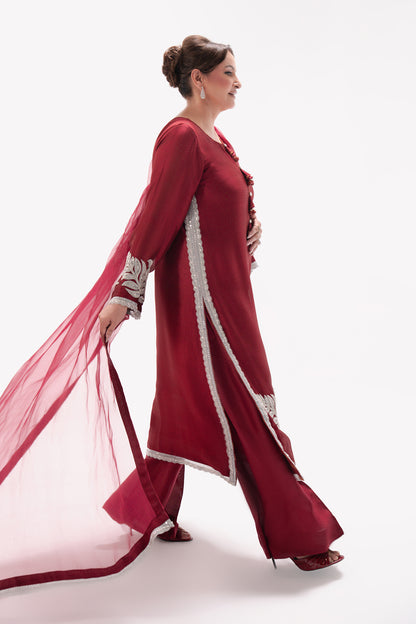 Laal Nageena