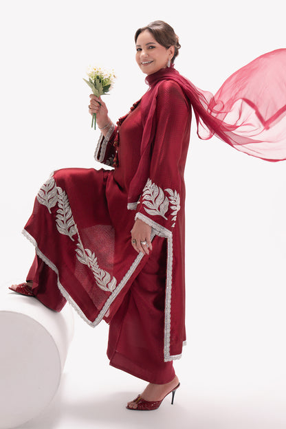 Laal Nageena